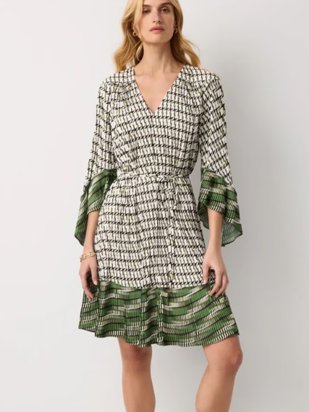 White House Black Market green Printed VNeck pleated Bell Sleeve Dress Small new
